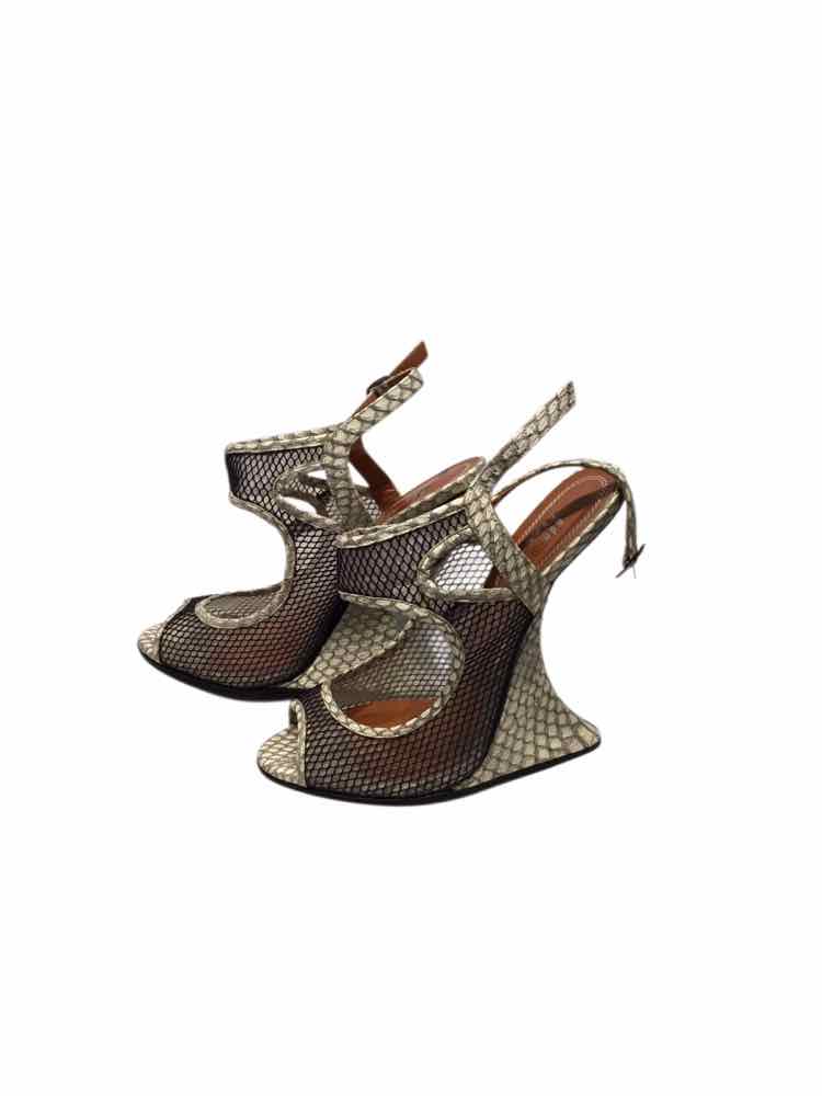 Edmund Castillo beige and black Size 38 Shoes