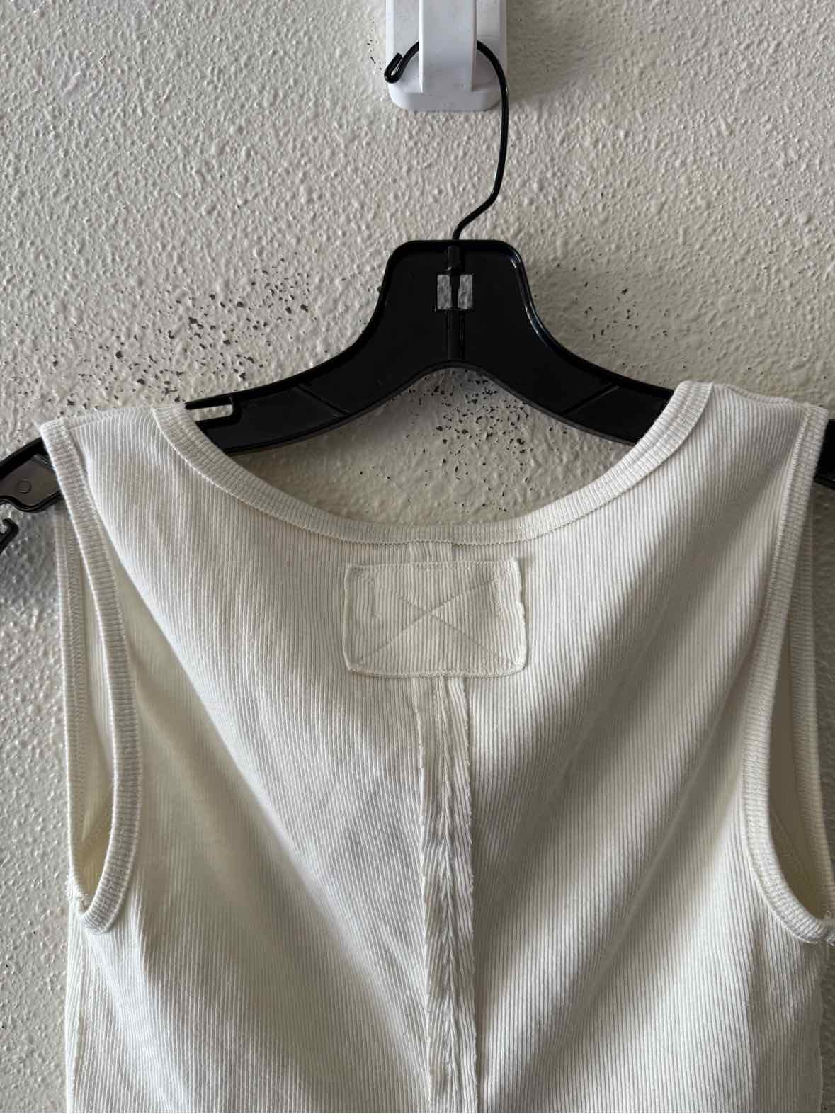 We The Free Ivory Size M Tank Top