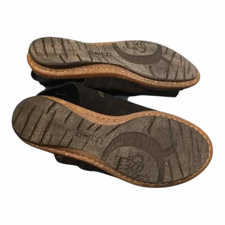 Born Black Size 8 Shoes