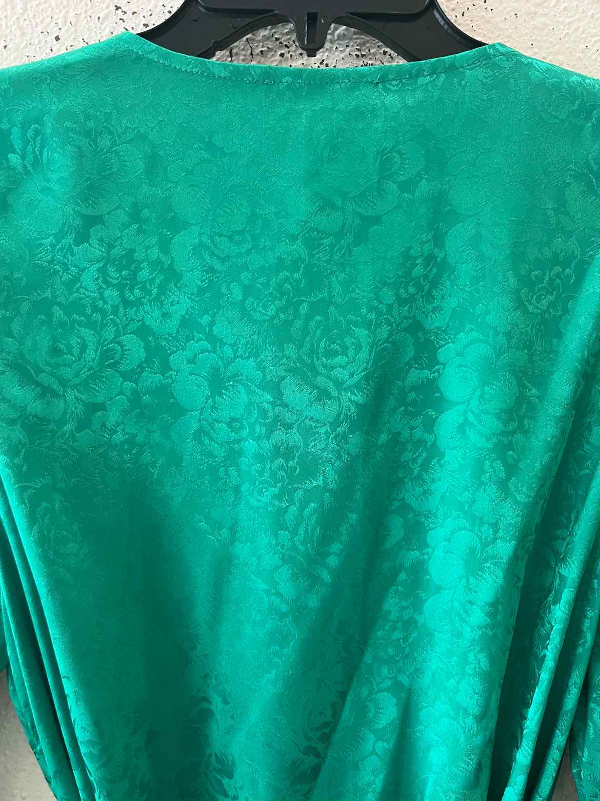 12th Tribe Emerald Green Size S Dress