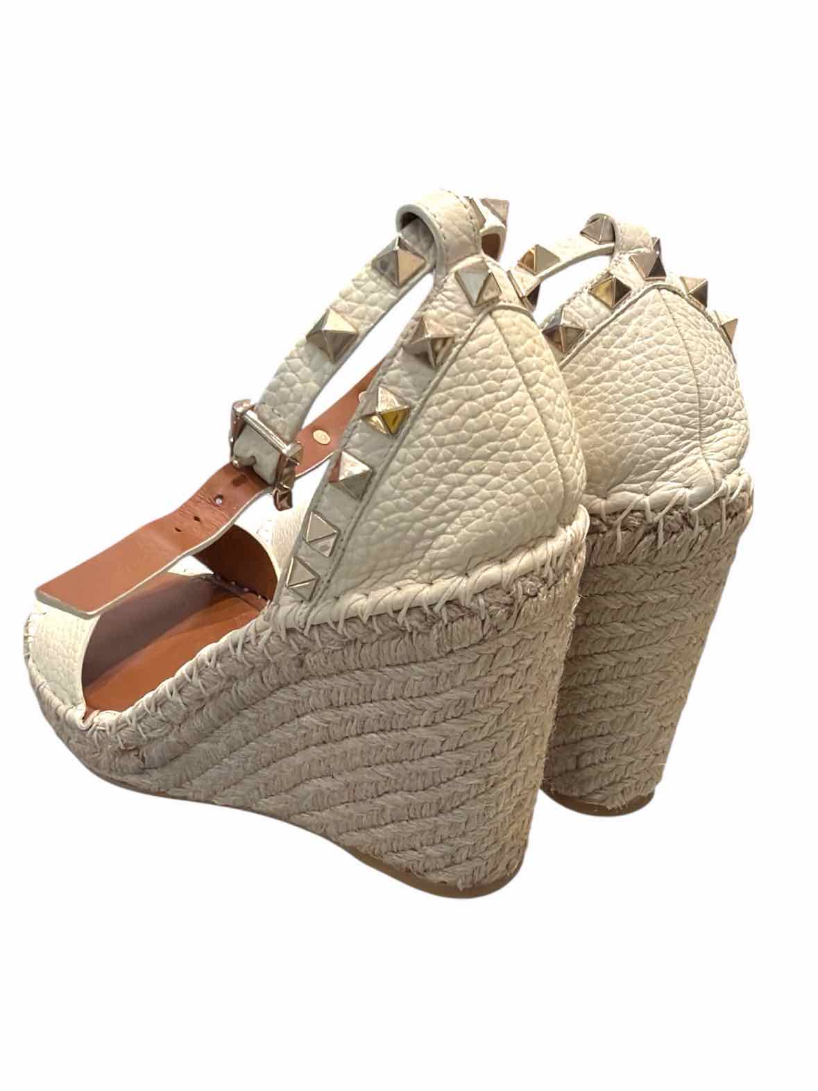 Valentino Garavani Beige Size 37 Shoes