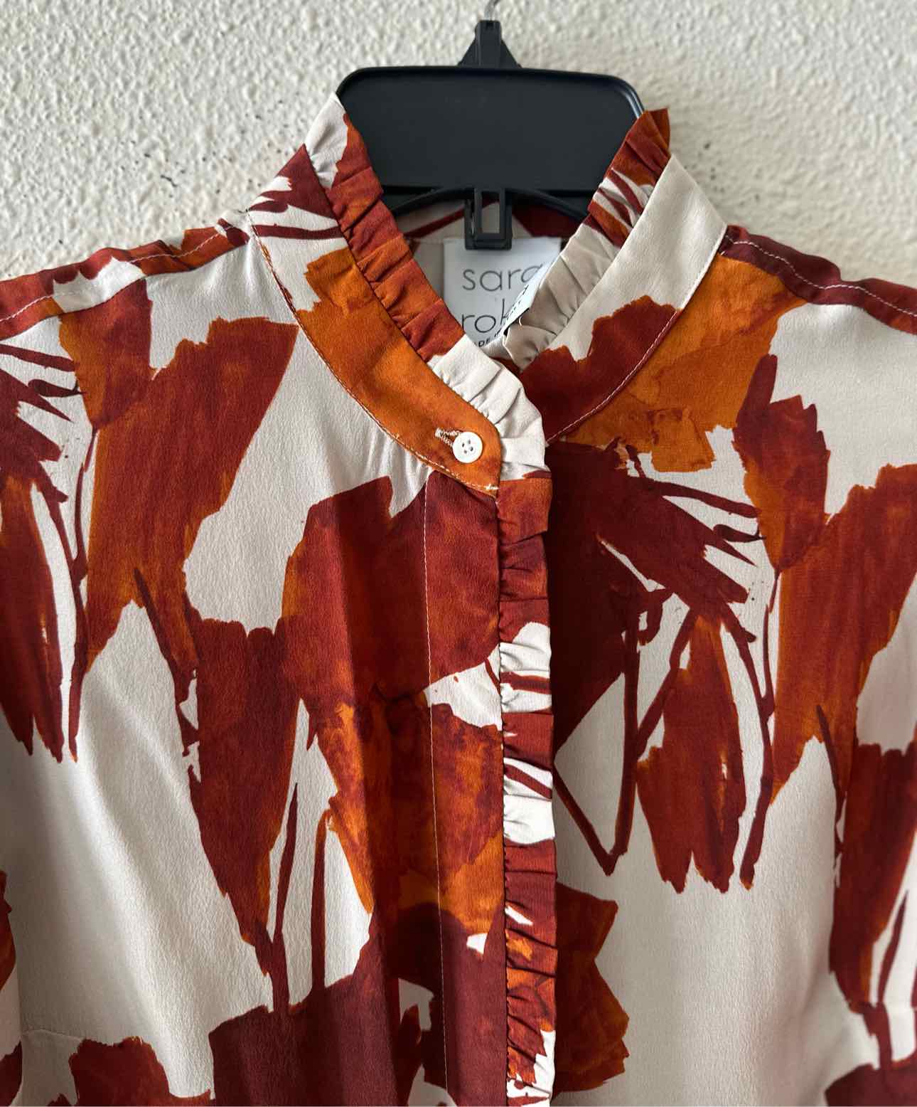 Sara Roka Ivory and Brown Size No Label Shirt