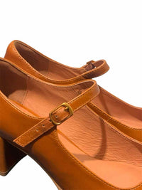 Intenionally Cognac Size 8 Shoes