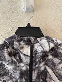 Lululemon Black and Grey Size 6 Jacket