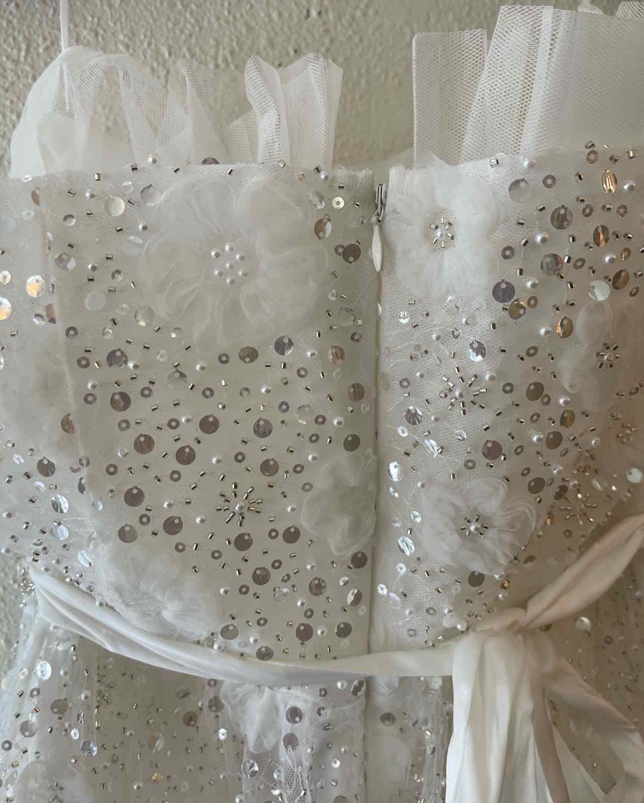 Show Me Your MuMu White Size S Dress