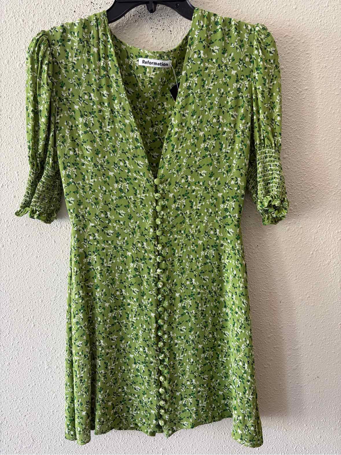 Reformation Green multi Size 8 Dress – Swap Boutique
