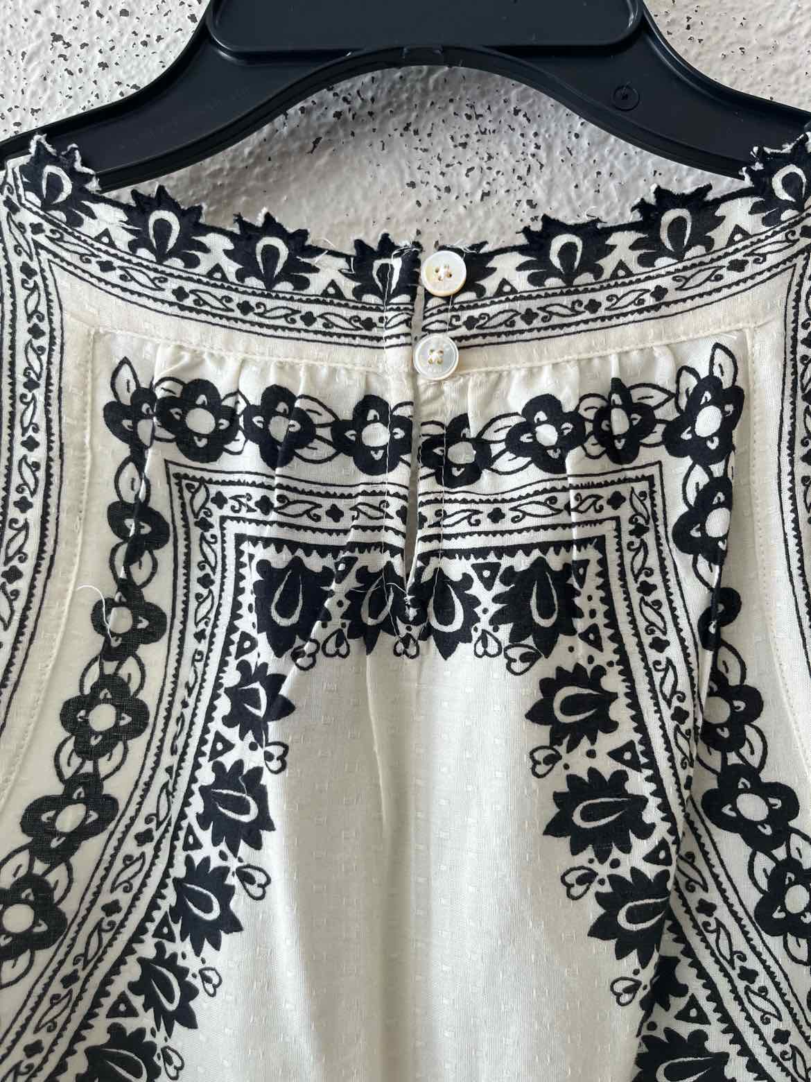 sea black and cream Size S Dress