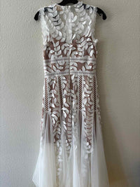 Bronx and Banco Nude and White Size S Dress