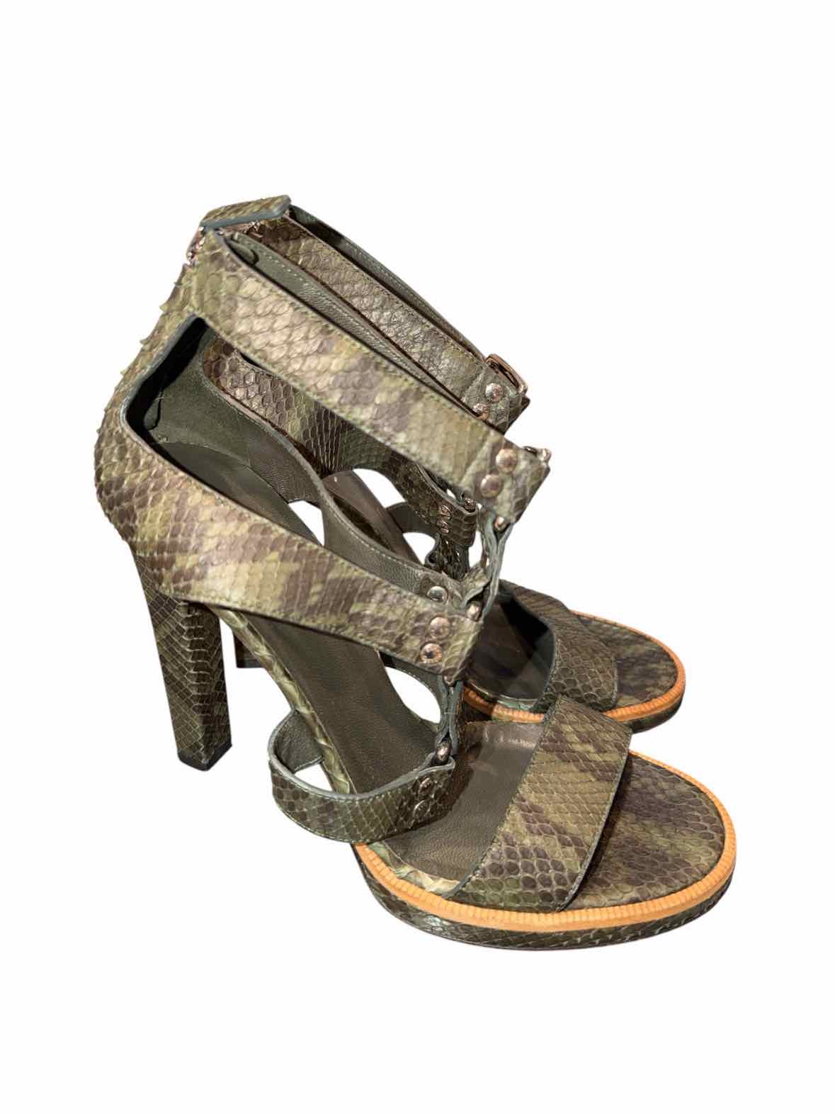 Gucci Green Size 39.5 Shoes