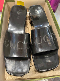 Gucci Black Size 42 Shoes
