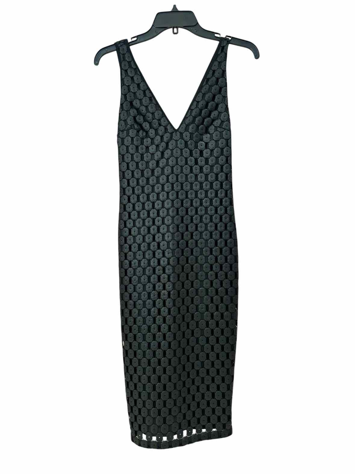 Elizabeth & James Black Size 4 Dress