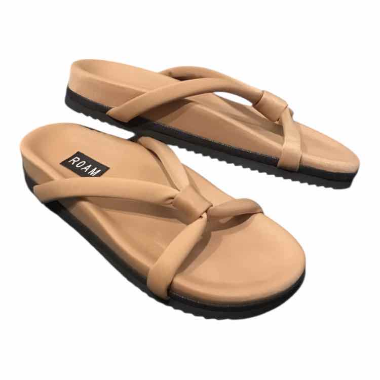 Roam Camel Size 6-6 1/2 Shoes