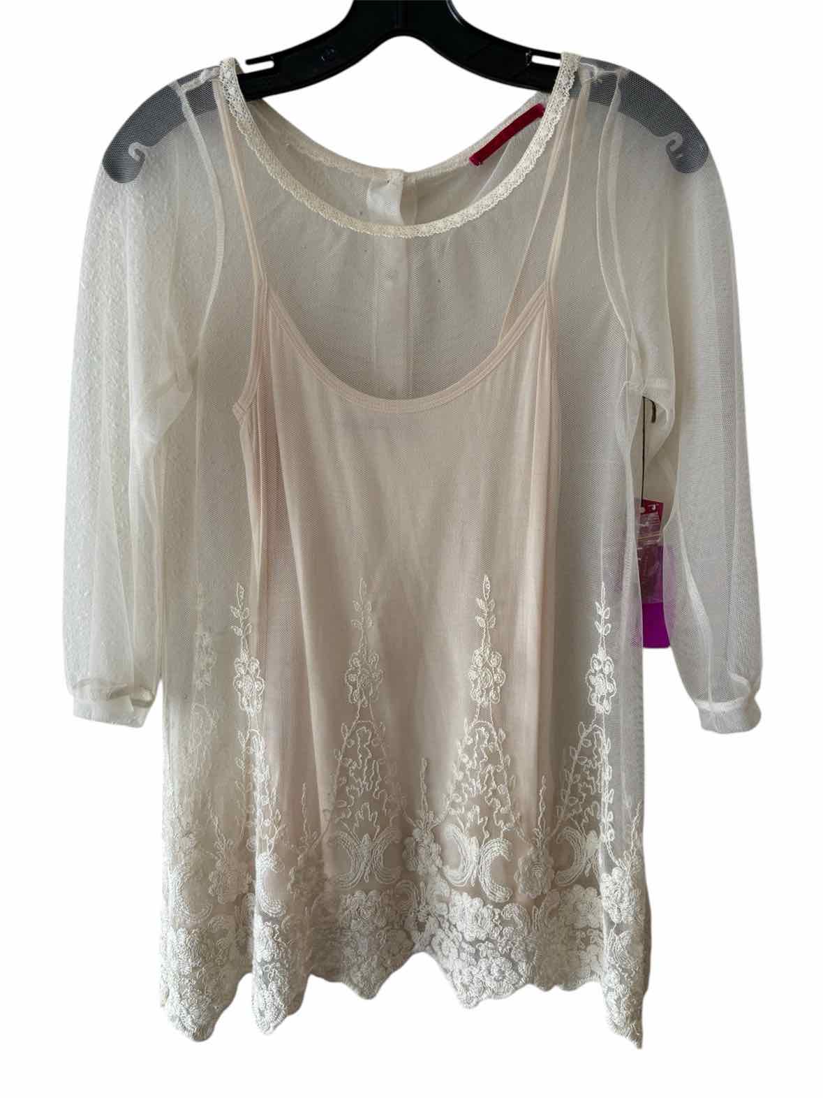 Velvet by G&S Cream Size S Shirt