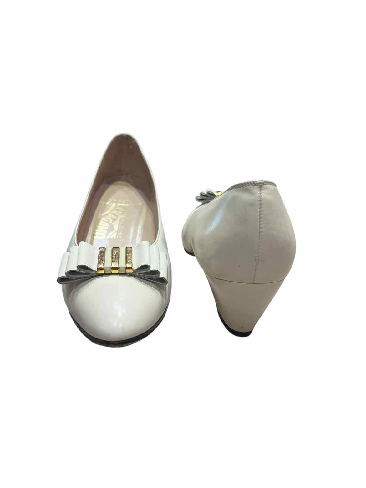 Salvador Ferragamo Cream Size 7.5 Shoes