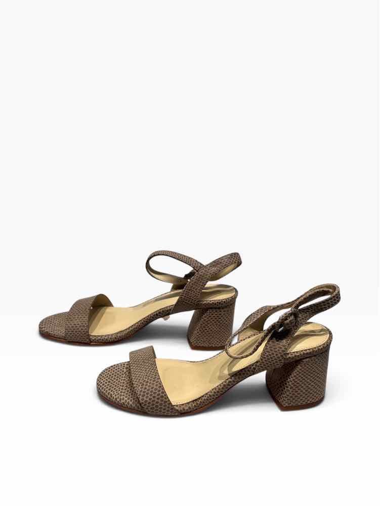 J. McLaughlin Taupe Size 6 1/2 Shoes