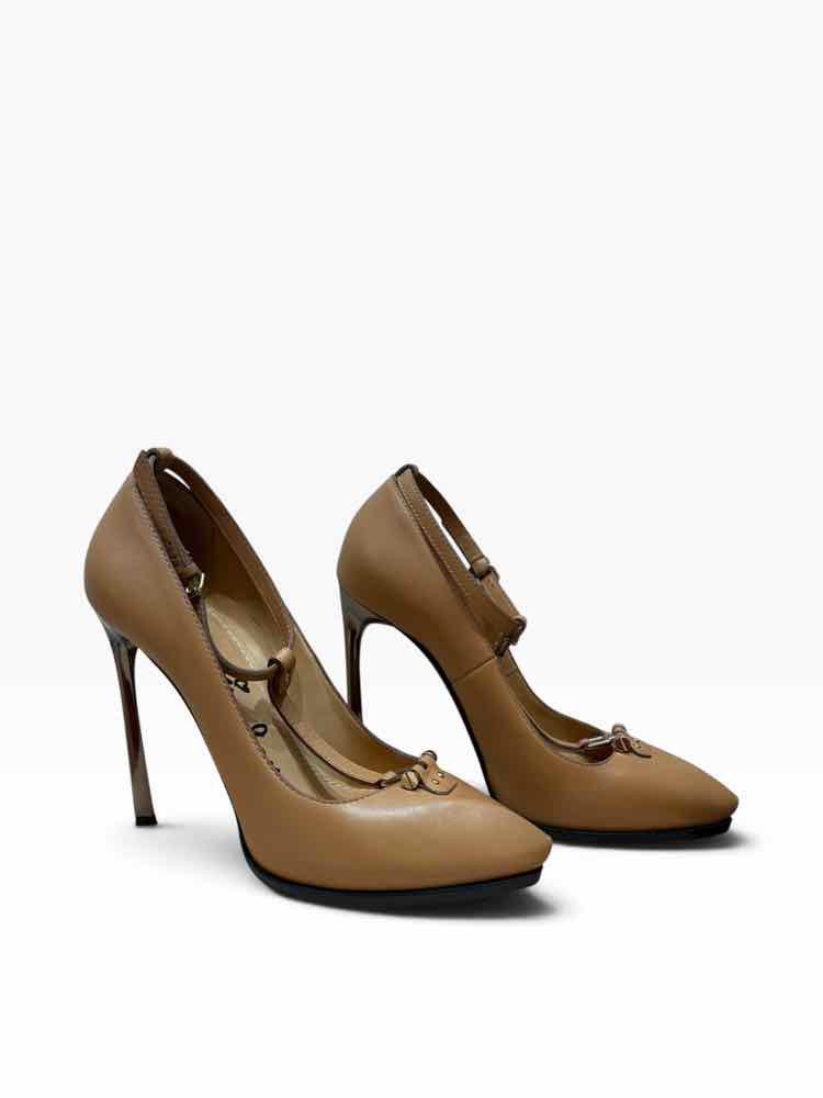 Lanvin Tan Size 38 Shoes
