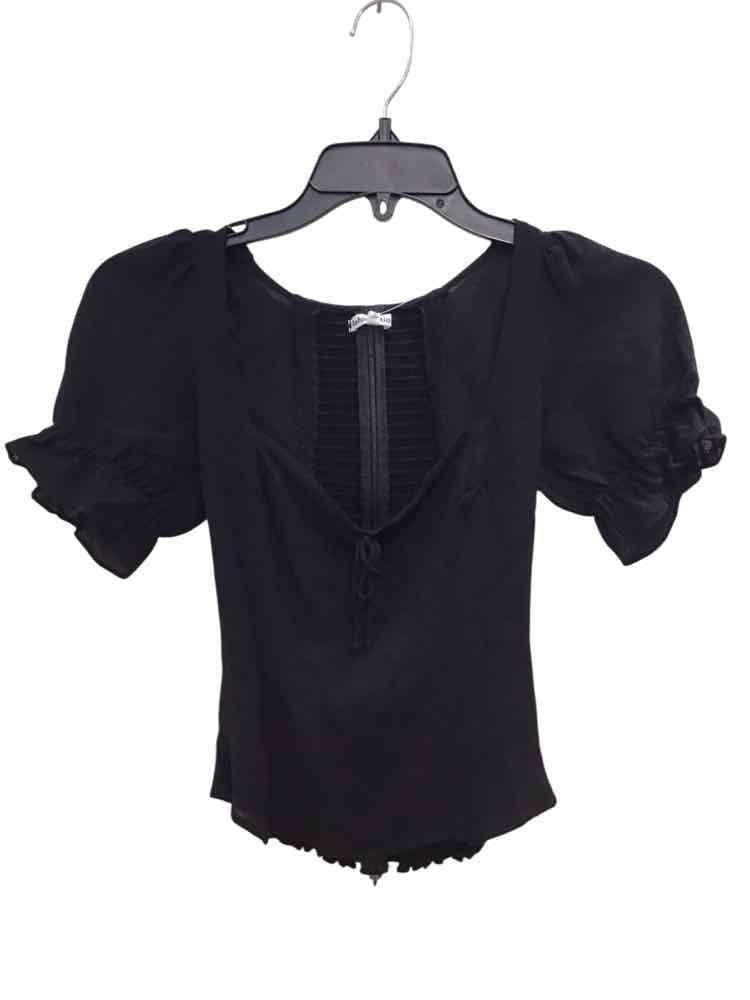 Reformation Black Size 2 Shirt