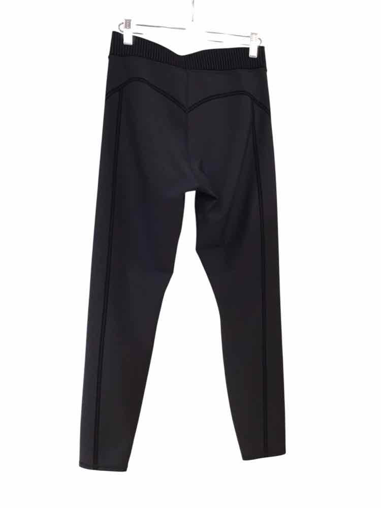 Alo Black Size M Leggings