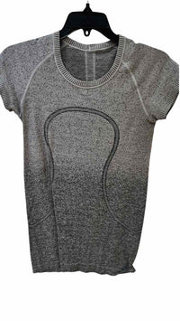 Lululemon Gray Size M Shirt