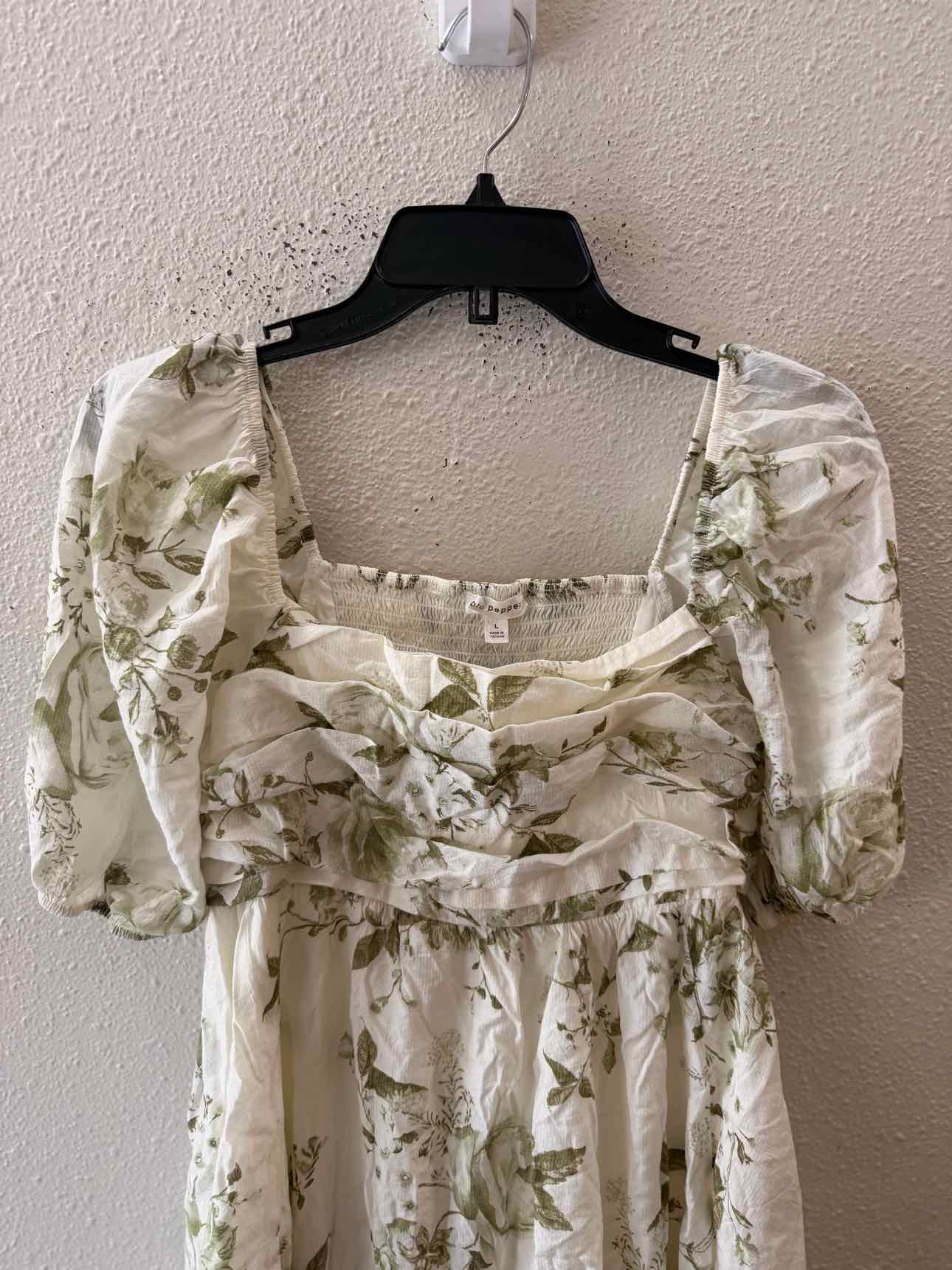 Blu Pepper White and Green Size L Dress